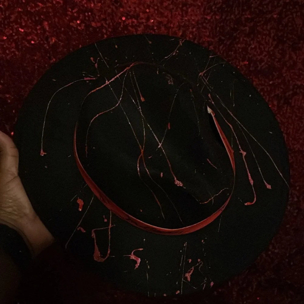 Handmade hat - Picture 4 of 4